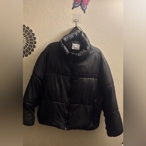 SOLD!!!!Old Navy Water-Resistant Crop Puffer Jacket